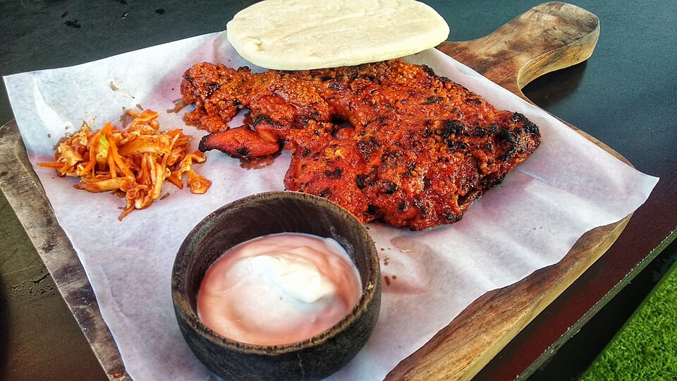 O Peri-Peri Moçambicano Não Pediu Autorização a Ninguém — e Tu Também Não Devias Pedir