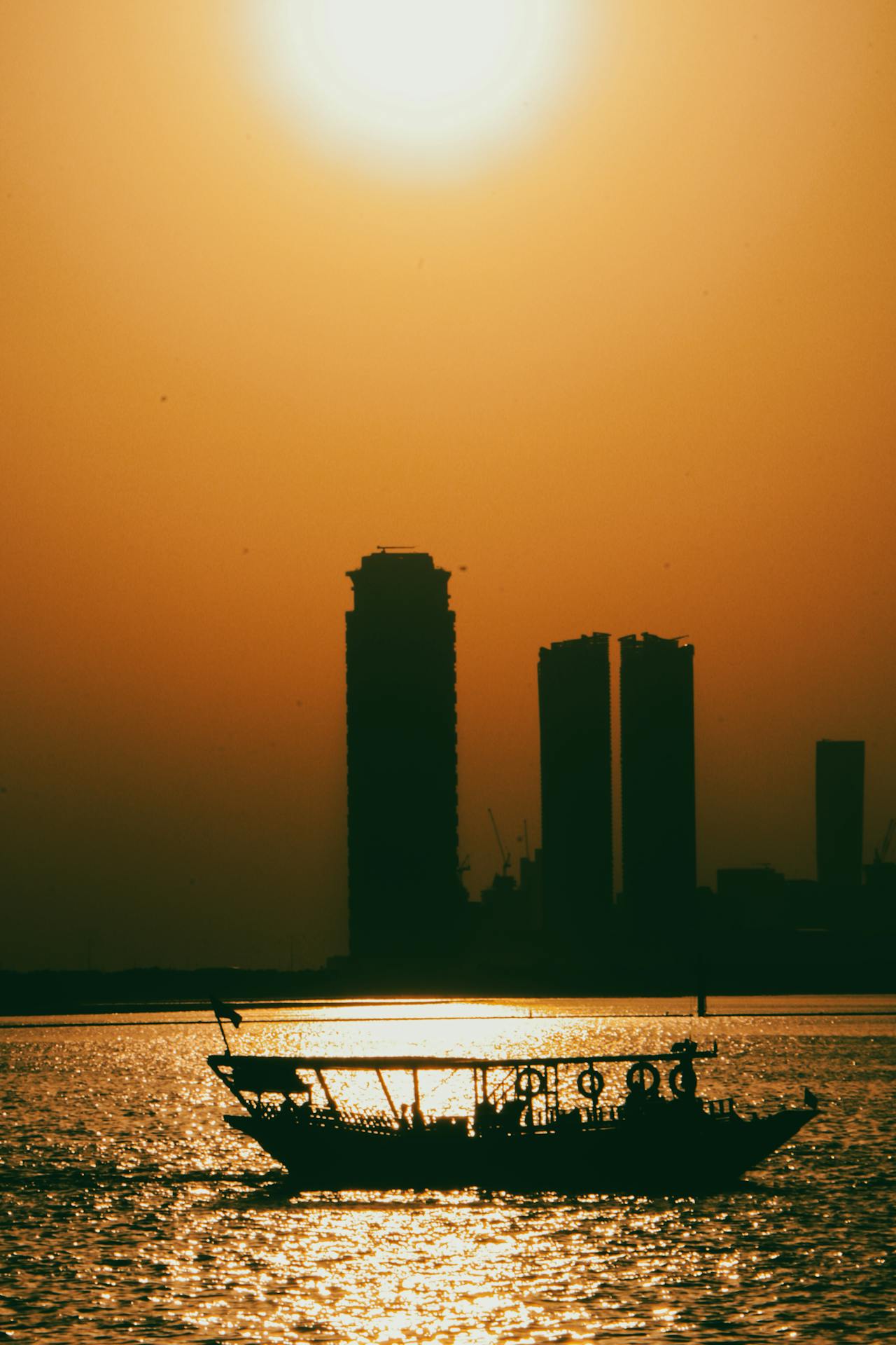 Um Passeio de Dhow ao Pôr do Sol ao Largo de Vilanculos É o Moçambique Sem Pressa de Que Todos Precisamos